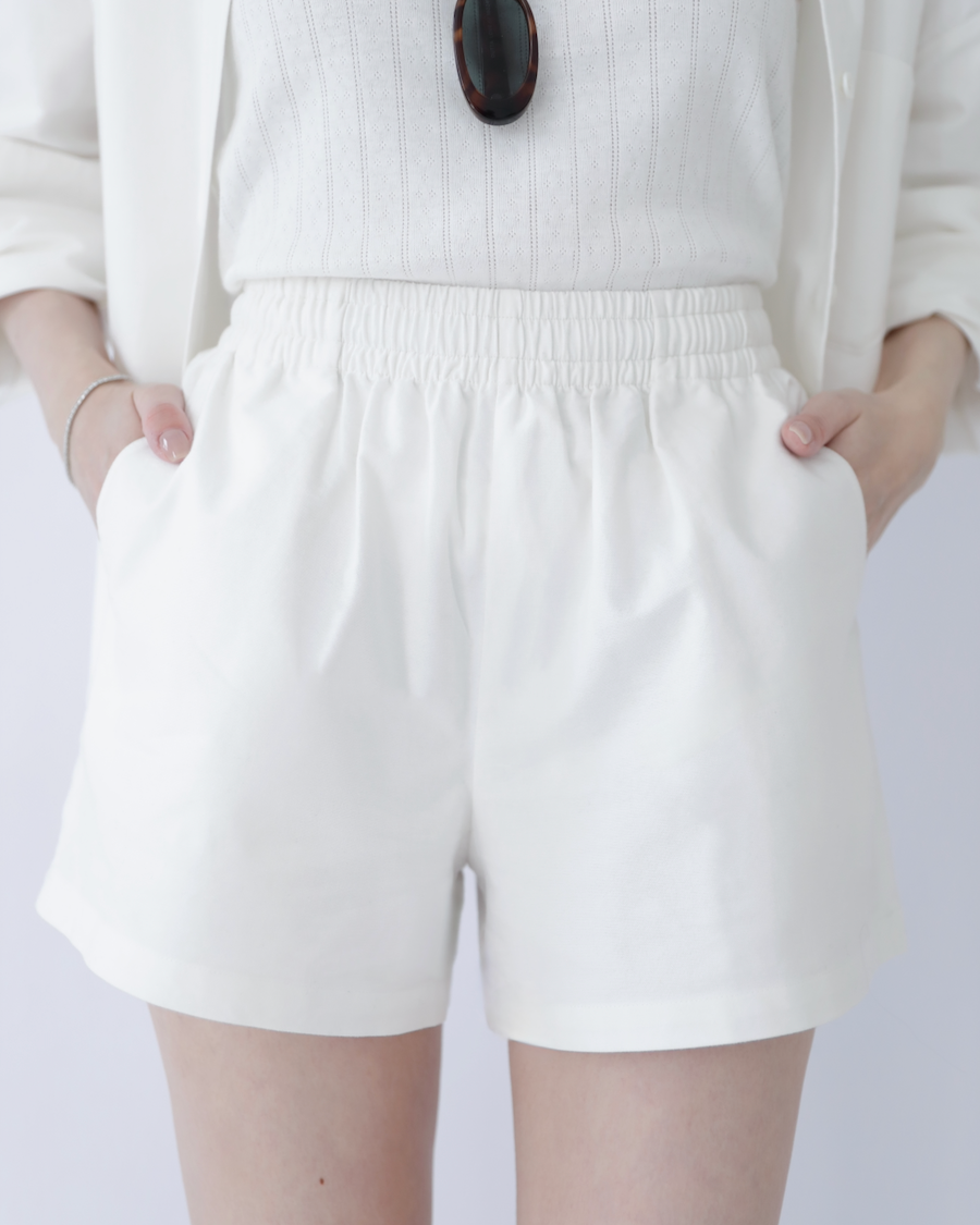 The Flore Oxford Shorts