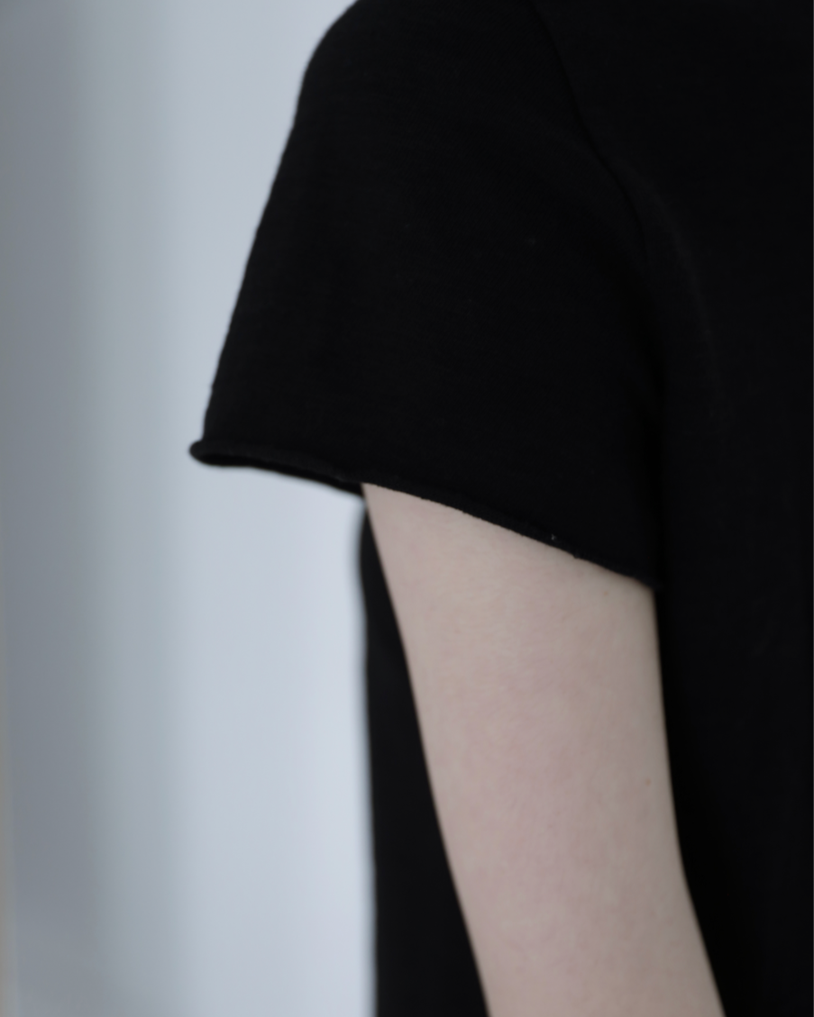 The Lune Shrunken Tee