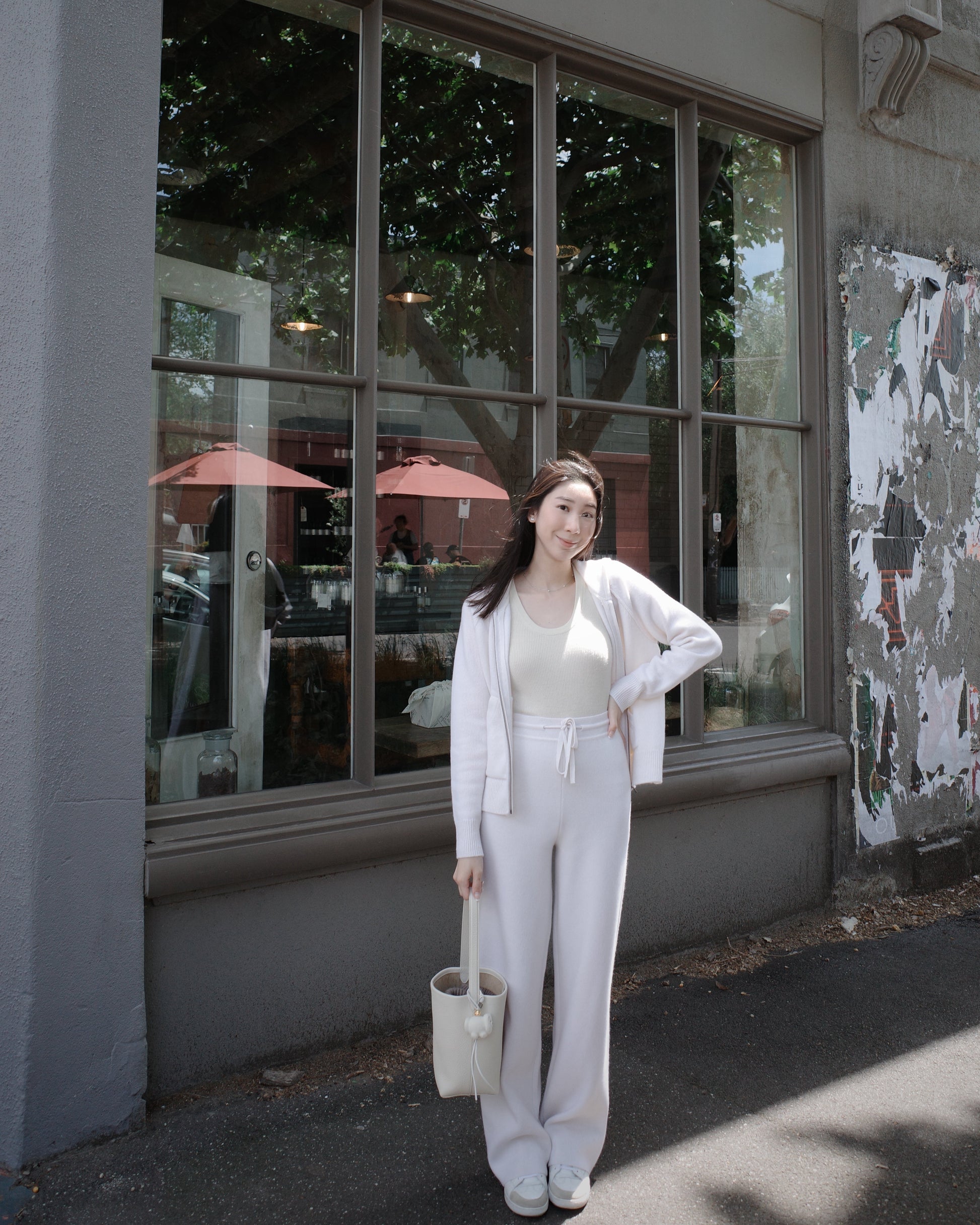 The Anah Thick Cashmere Wide-Leg Trouser