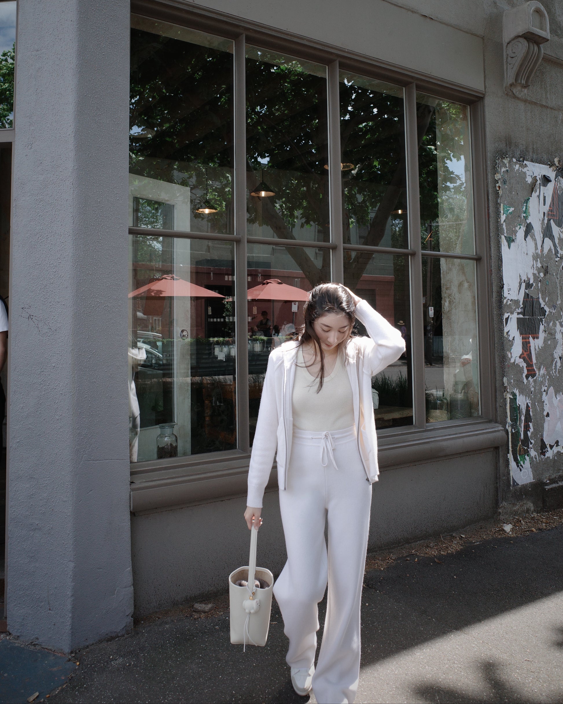 The Anah Thick Cashmere Wide-Leg Trouser