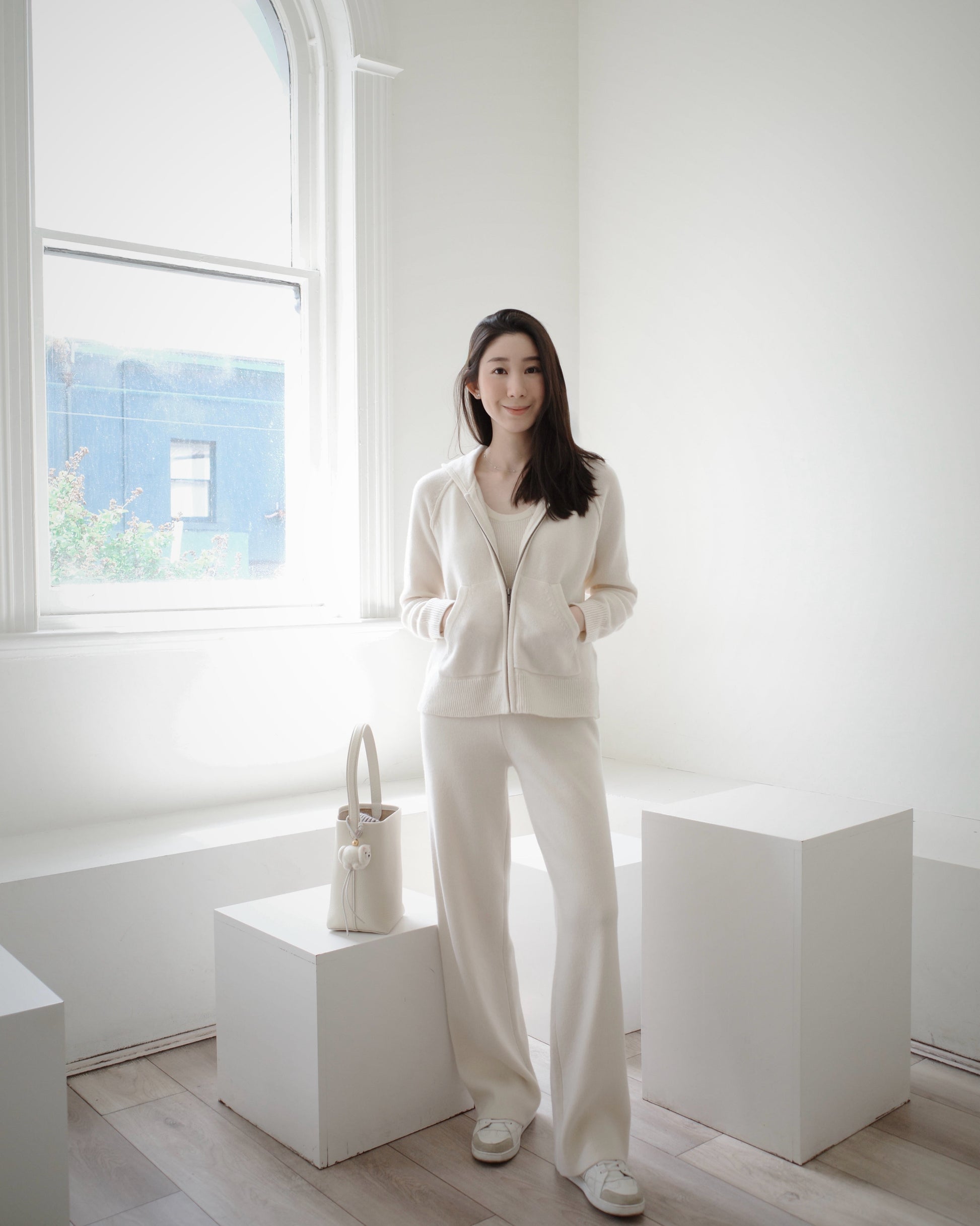 The Leila Cashmere Relaxed-Fit Zip Jacket