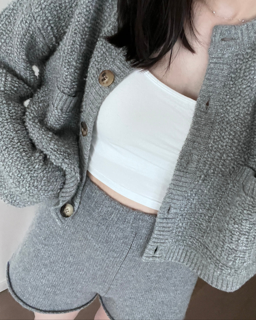 短版純山羊絨圈圈紗開衫 (灰)