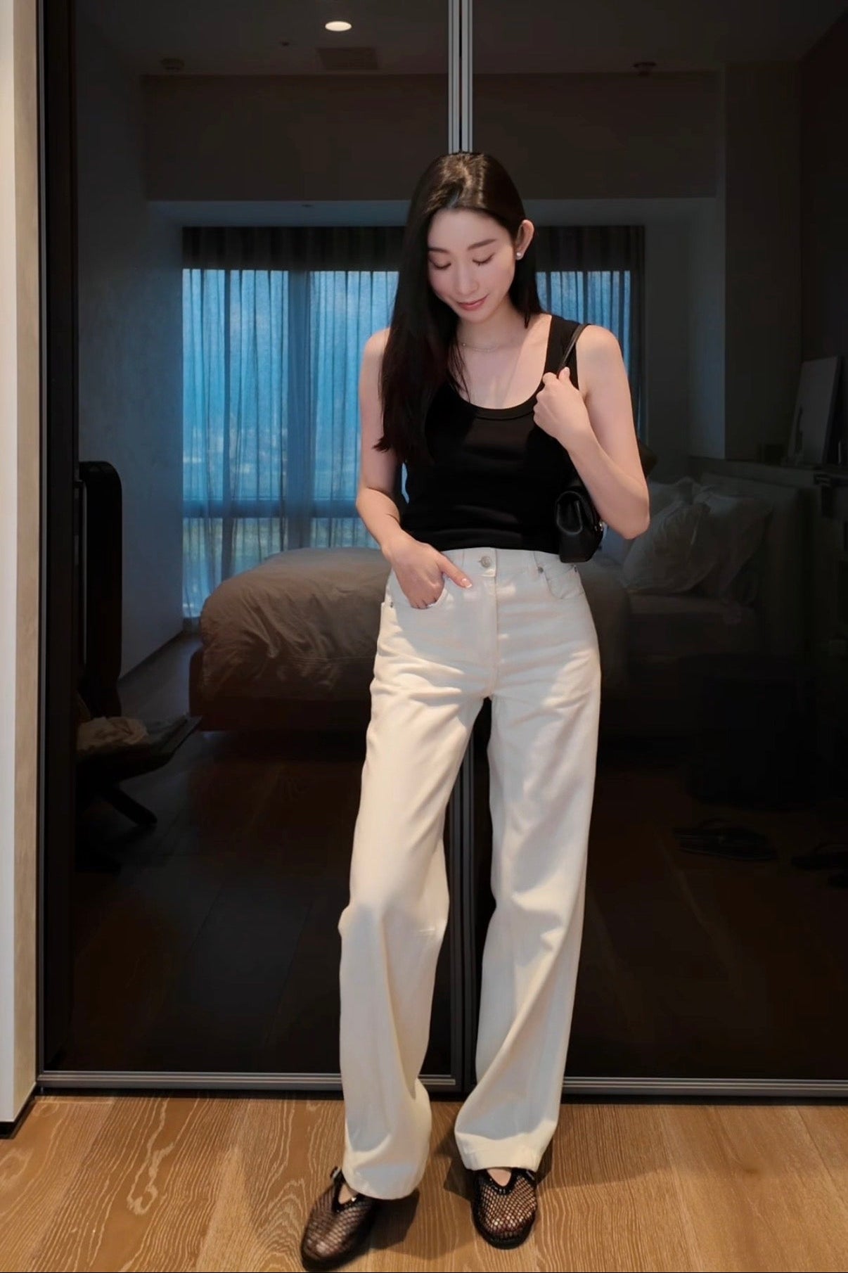 The Noah Barrel Jean