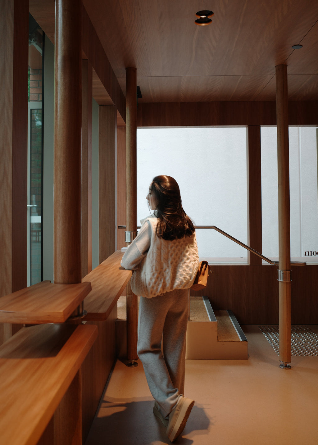 The Anah Thick Cashmere Wide-Leg Trouser