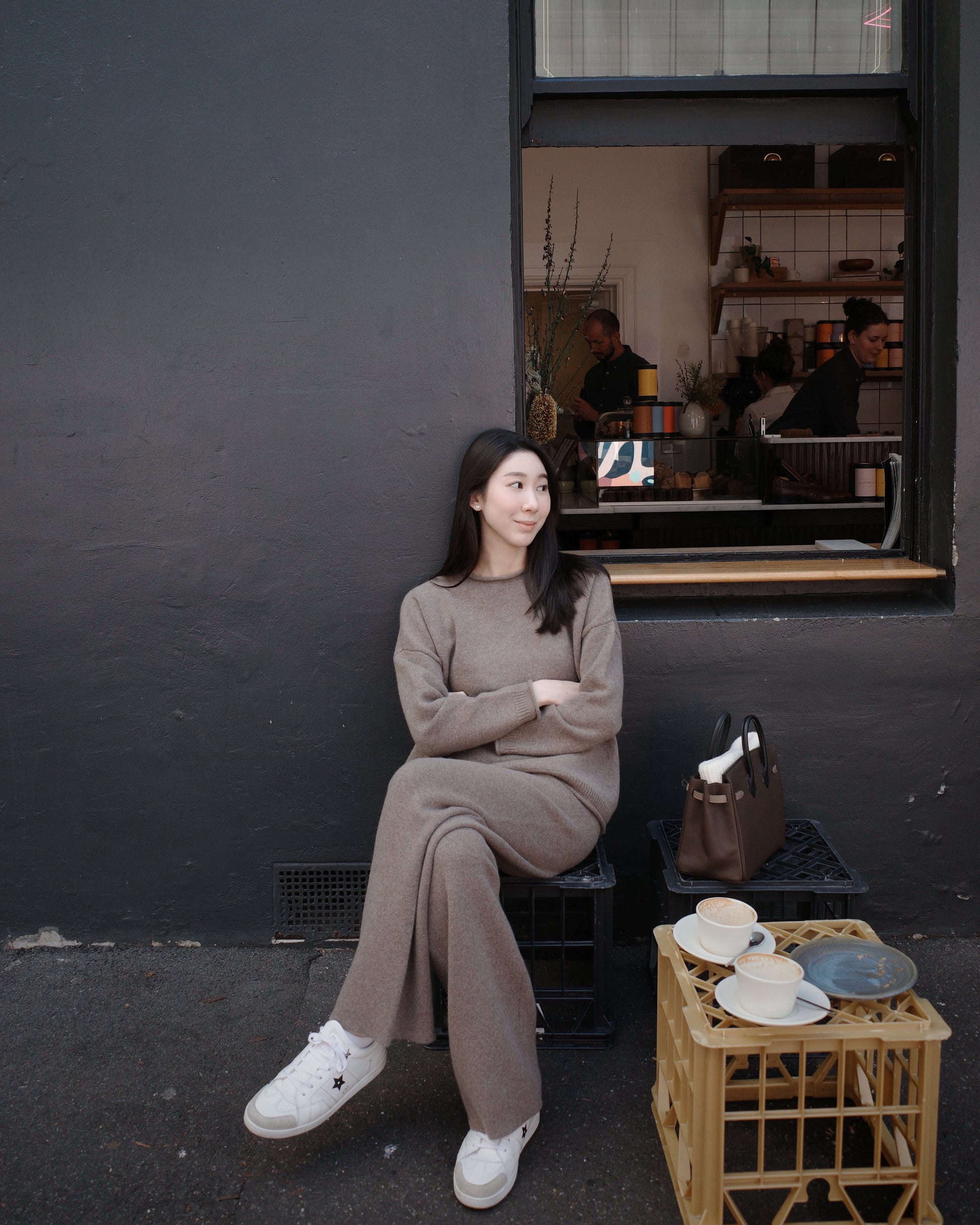 The Anah Thick Cashmere Wide-Leg Trouser