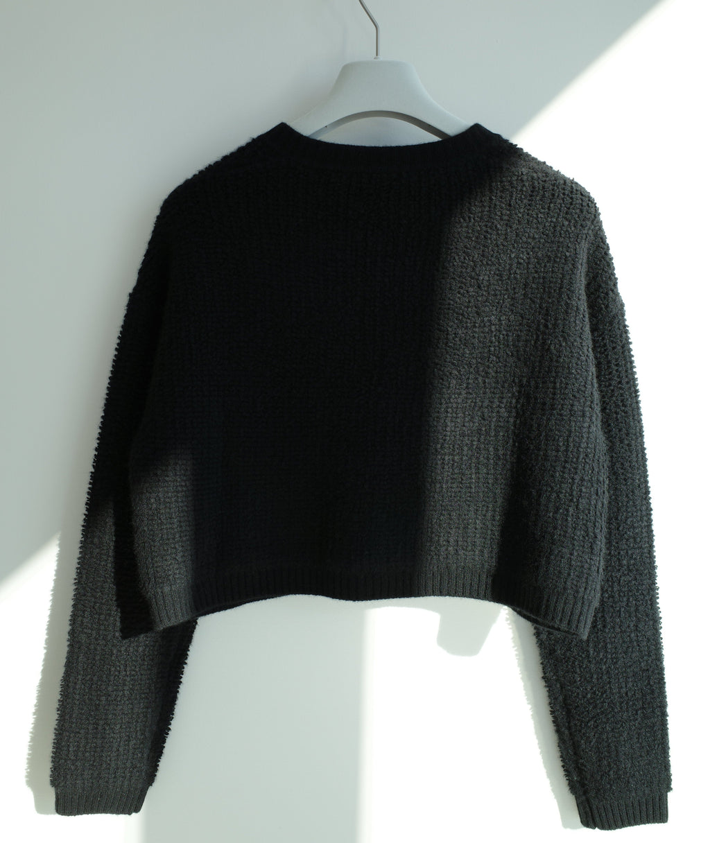 短版纯山羊绒圈圈纱开衫 (黑)