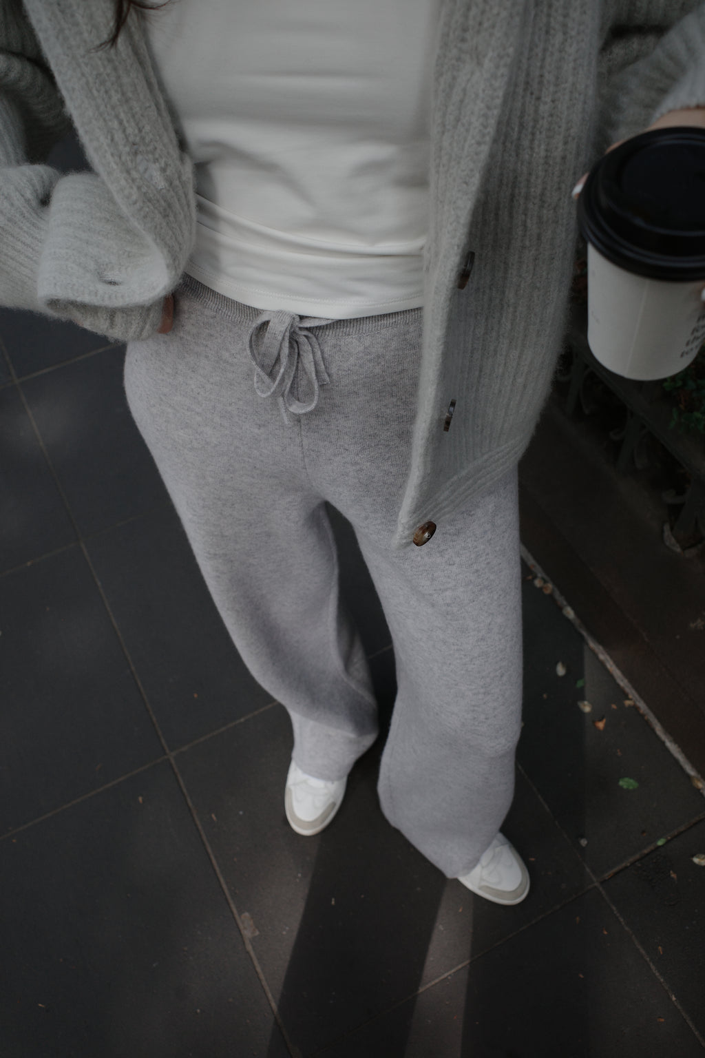 The Anah Thick Cashmere Wide-Leg Trouser