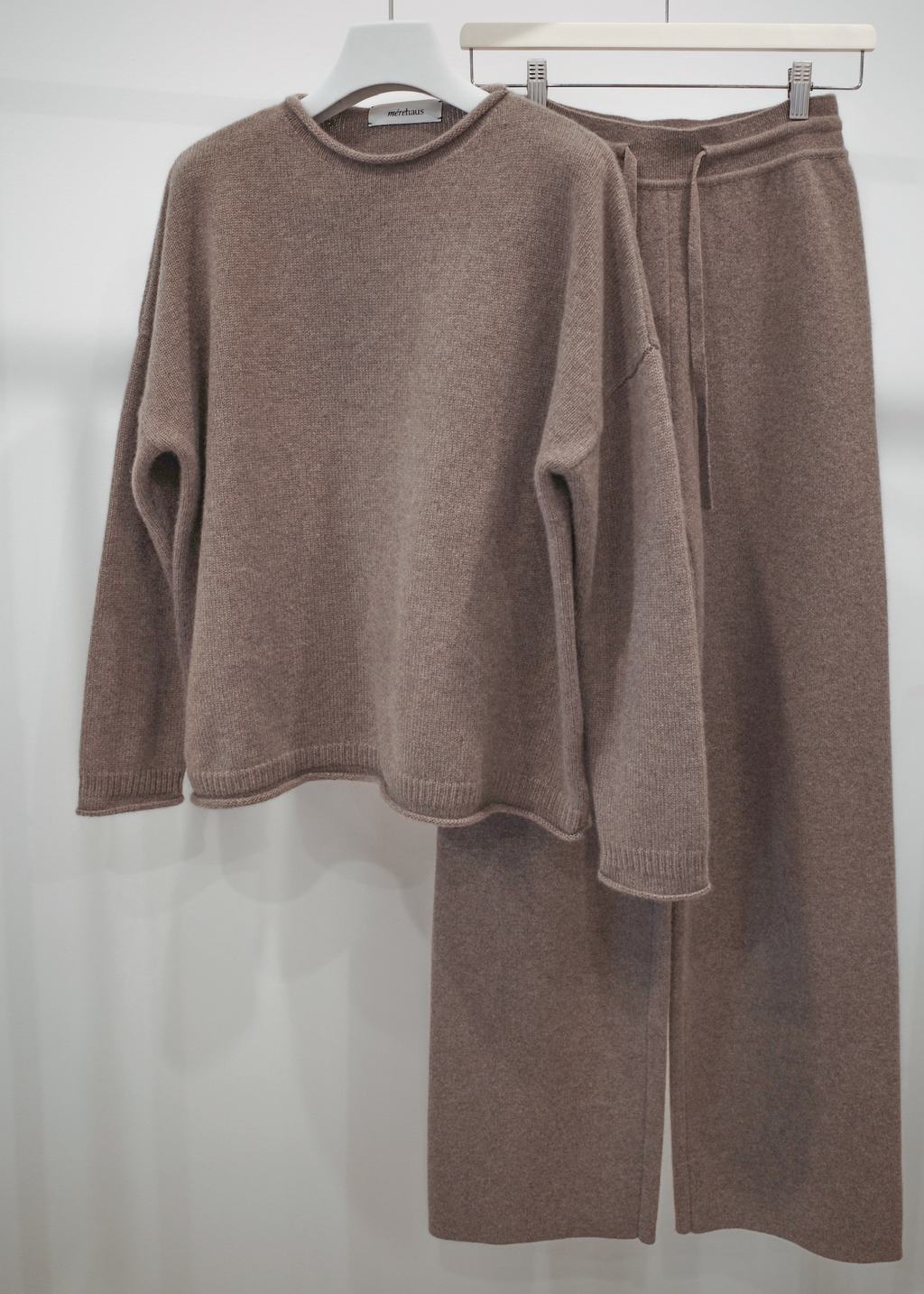 The Anah Thick Cashmere Wide-Leg Trouser