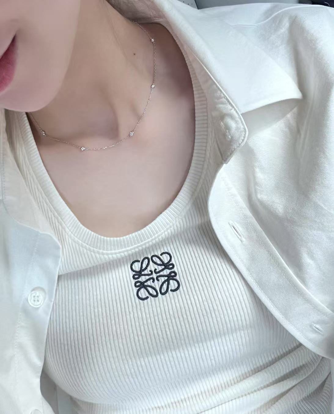 7 Round Diamond Necklace